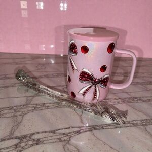 Pink Classy Bow Mug with Lid
